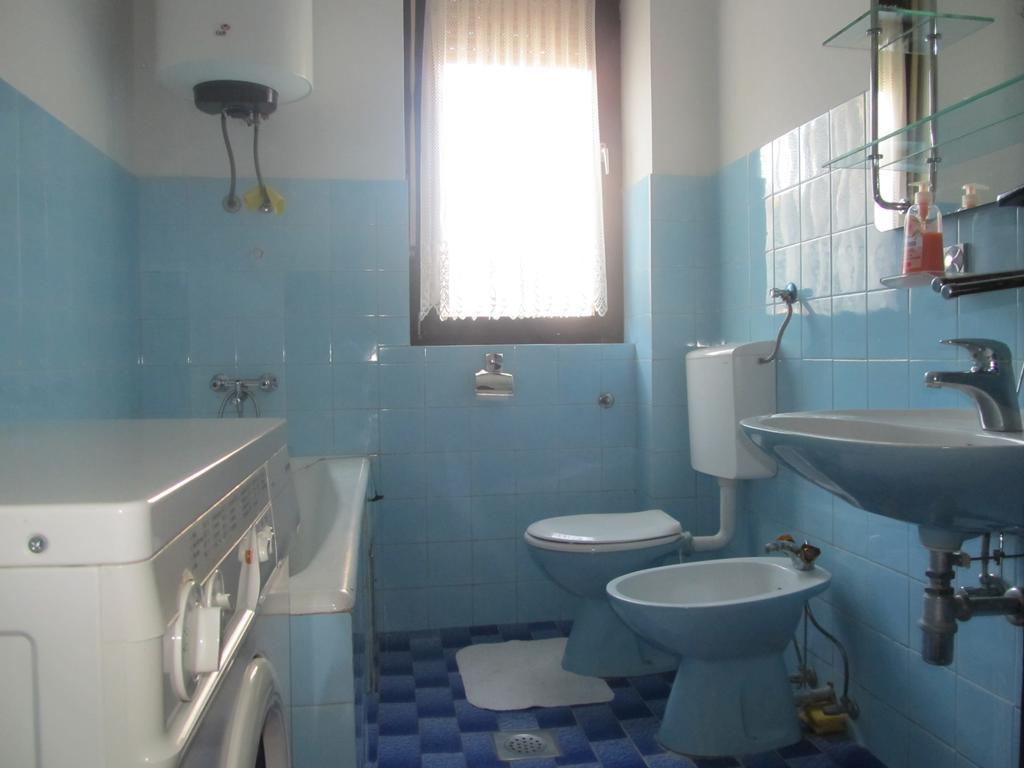 Apartment Razum Pula Exterior foto